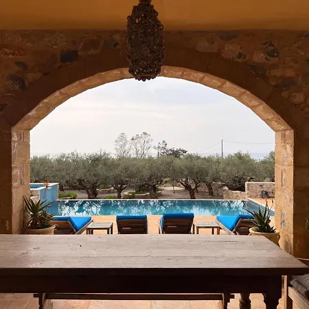 Villa Pantazi House *