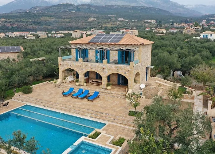 Villa Pantazi House *